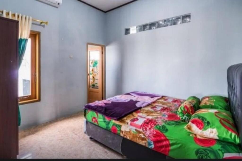 Villa Mutiara Citra Puncak Bu Eva Sampal Ngoại thất bức ảnh