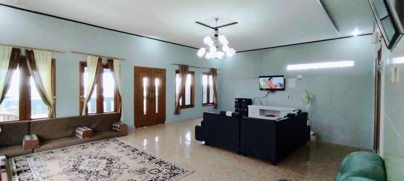 Villa Mutiara Citra Puncak Bu Eva Sampal Ngoại thất bức ảnh