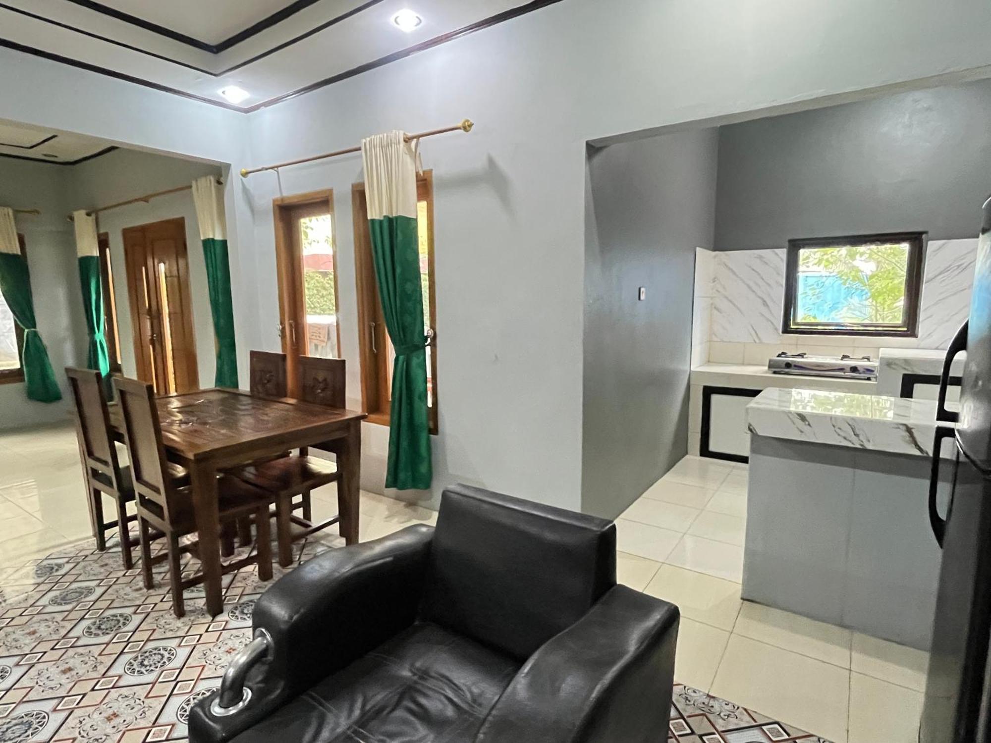 Villa Mutiara Citra Puncak Bu Eva Sampal Ngoại thất bức ảnh