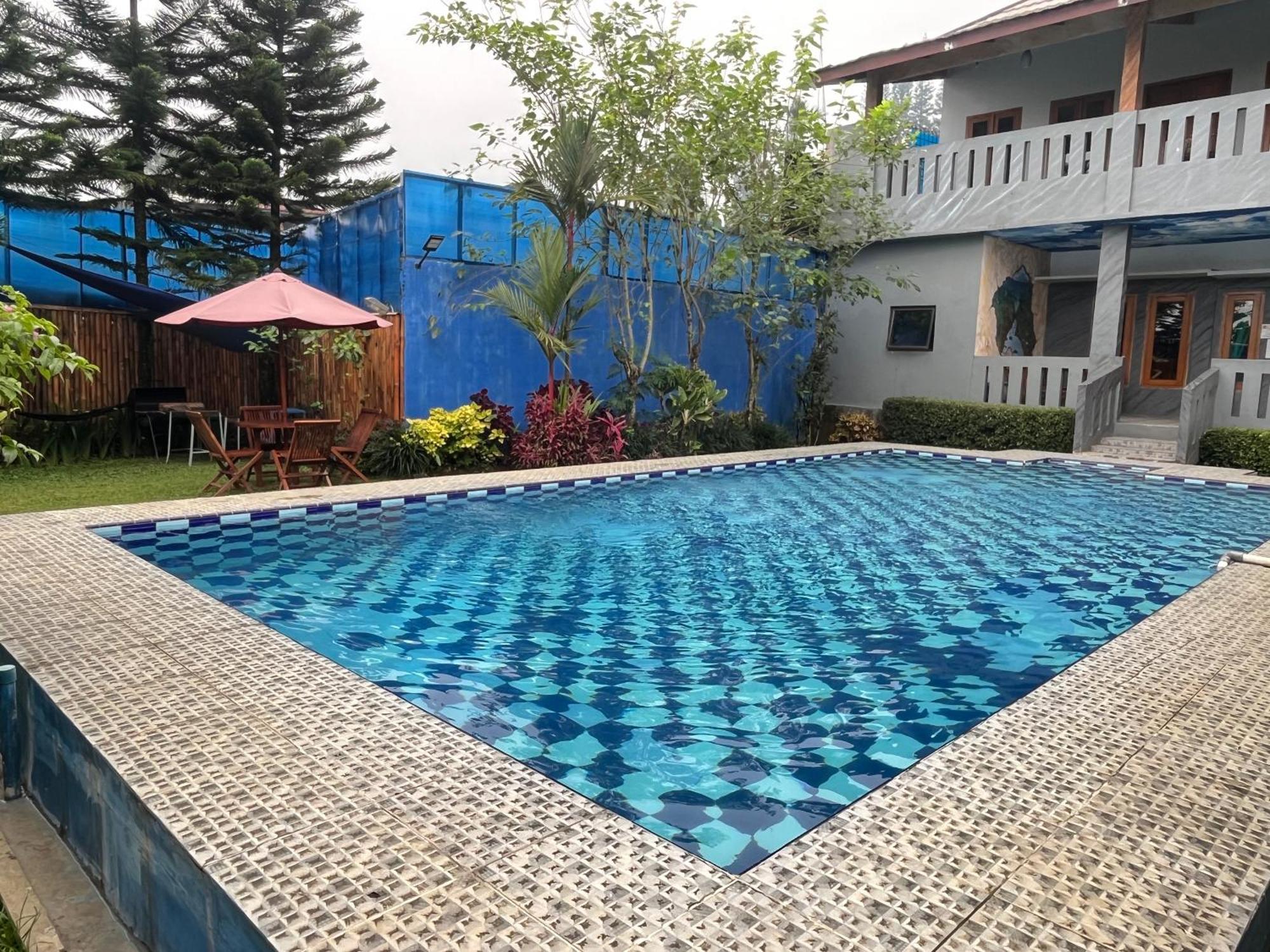 Villa Mutiara Citra Puncak Bu Eva Sampal Ngoại thất bức ảnh